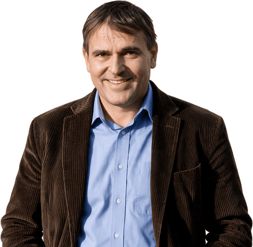 Jozef Navrátil, hypoteční specialista